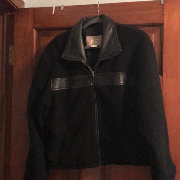 KC collection! Black wool w/ leather coat